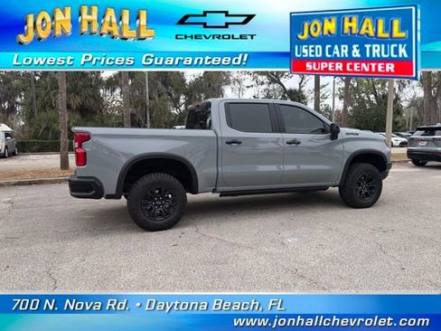 Used 2024 Chevrolet Silverado 1500 ZR2 w/ Technology Package image 15