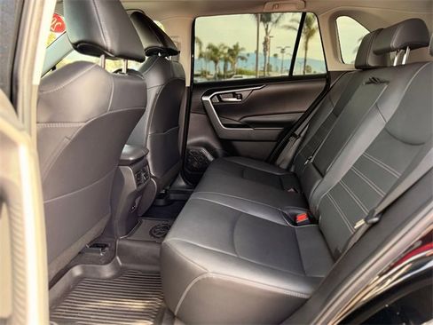 Used 2024 Toyota RAV4 XLE Premium image 19