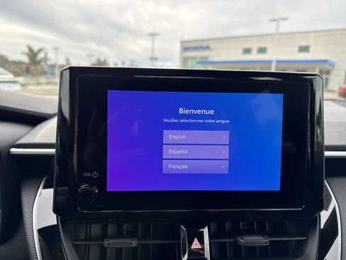 Used 2025 Toyota Corolla SE image 27