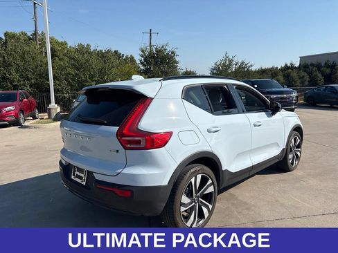 Certified 2024 Volvo XC40 B5 Ultimate w/ Protection Package Premier AWD/4WD image 4