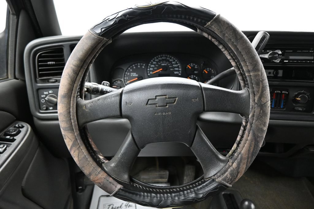 Used 2005 Chevrolet Silverado 2500 LS AWD/4WD image 14
