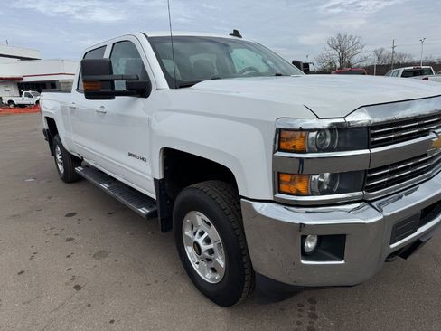Used 2016 Chevrolet Silverado 2500 LT image 12