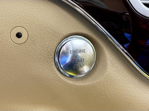 Used 2013 Mercedes-Benz S 550 Sedan image 19