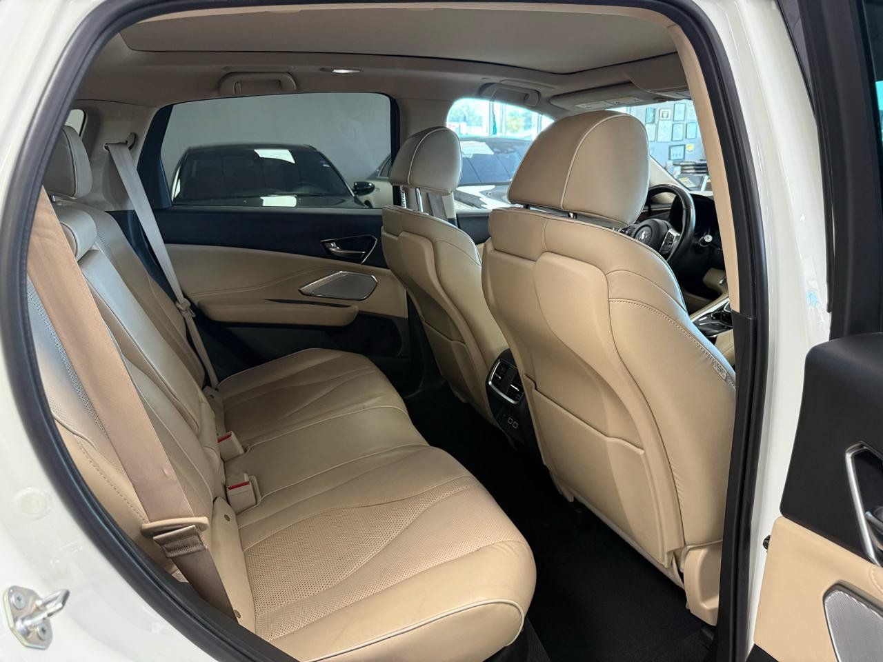Used 2019 Acura RDX w/ Advance Package FWD image 29