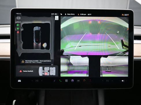 Used 2022 Tesla Model Y Performance image 27