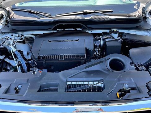 Certified 2024 Honda Pilot Touring image 20