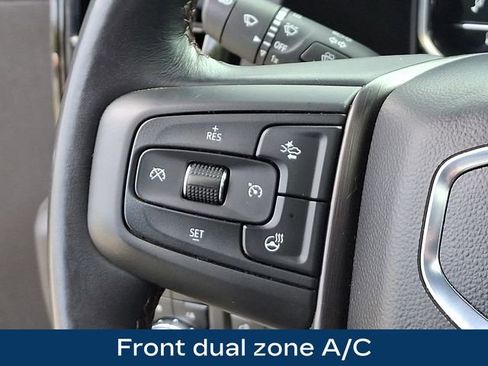 Used 2025 GMC Sierra 2500 AT4X image 7