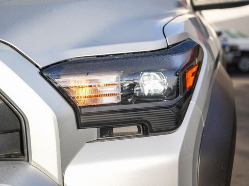 New 2026 Toyota 4Runner SR5 image 5