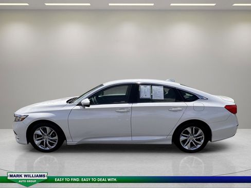 Used 2018 Honda Accord LX image 6