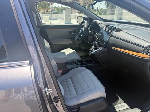 Used 2017 Honda CR-V EX image 15