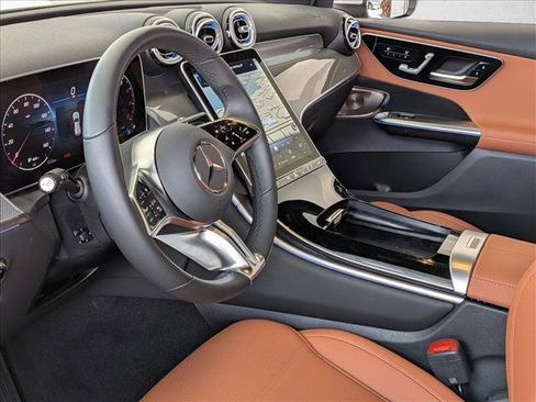 Certified 2026 Mercedes-Benz GLC 300 image 9