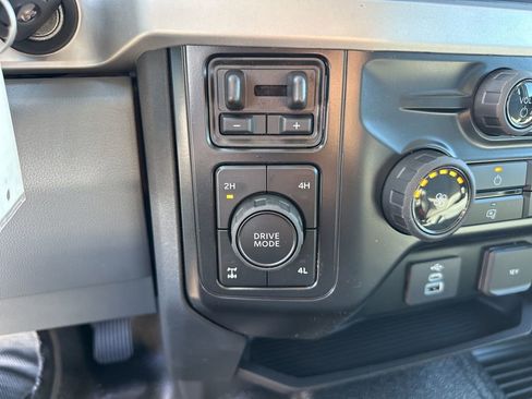 New 2026 Ford F250 XL w/ XL Chrome Package image 28