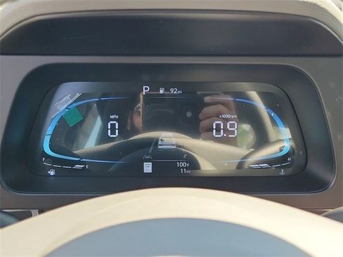 New 2025 Hyundai Elantra Sport image 6