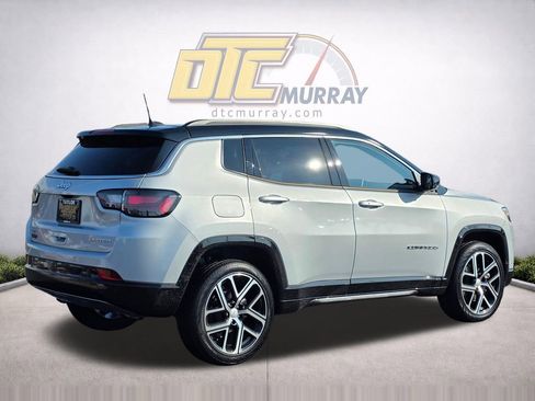 Used 2024 Jeep Compass Limited w/ Elite Group AWD/4WD image 5