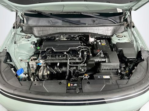 Used 2025 Hyundai Kona SEL FWD image 34