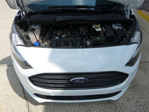 Used 2022 Ford Transit Connect XLT FWD image 9