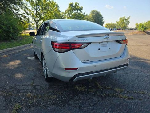 Used 2021 Nissan Sentra S FWD image 2