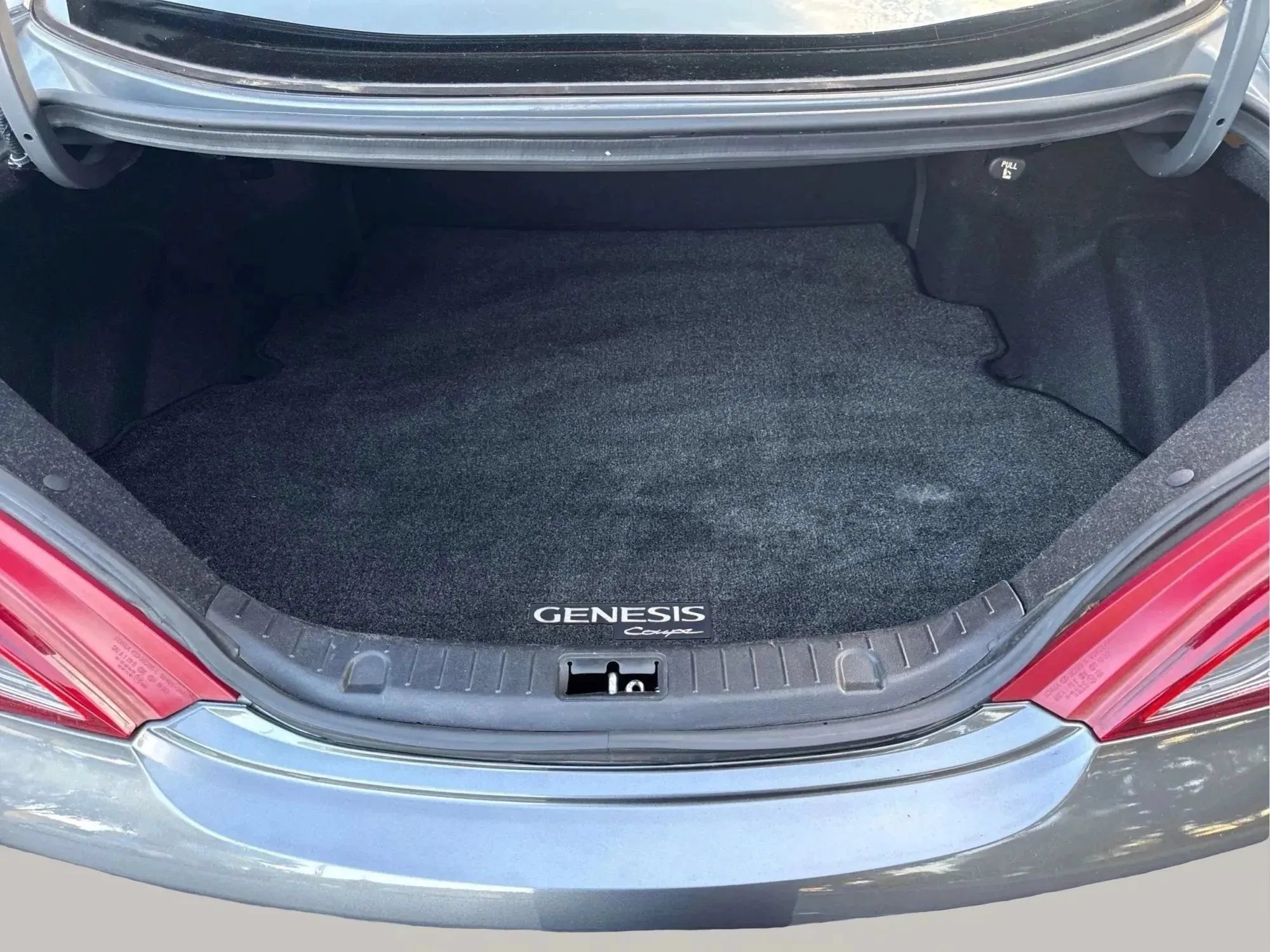 Used 2013 Hyundai Genesis 2.0T RWD image 41