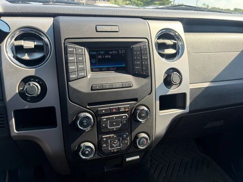 Used 2014 Ford F150 XLT w/ XLT Chrome Package AWD/4WD image 43