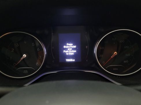 Used 2019 Jeep Compass Altitude image 23