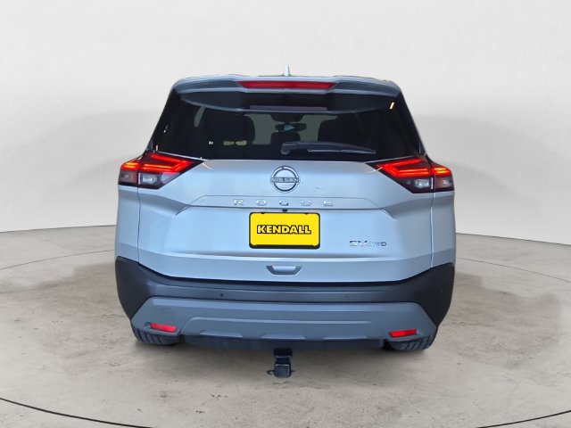 Used 2023 Nissan Rogue SV AWD/4WD image 6