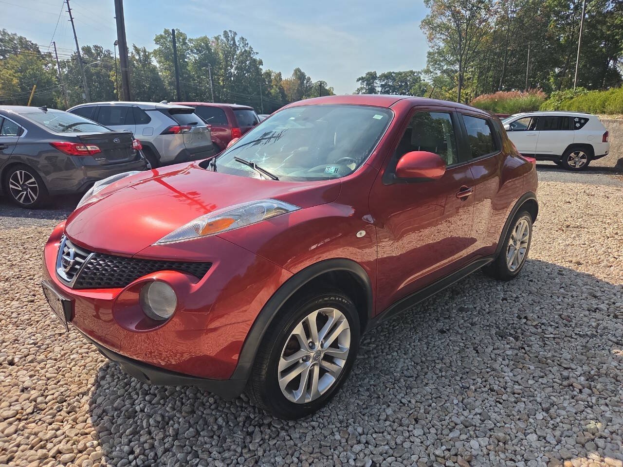 Used 2014 Nissan Juke SV AWD/4WD image 3