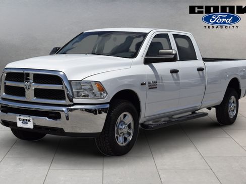 Used 2017 RAM 3500 Tradesman RWD image 1