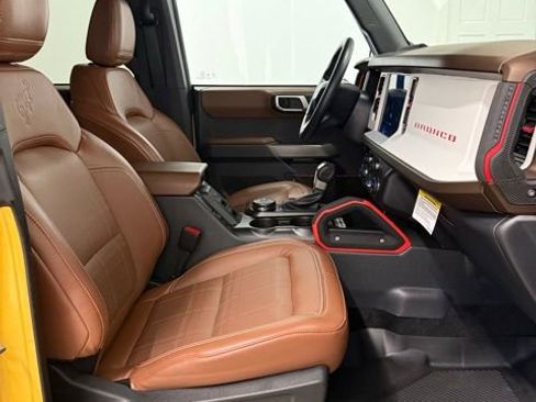 Used 2023 Ford Bronco Heritage Edition image 18
