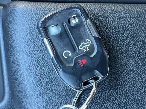 Used 2020 Chevrolet Silverado 1500 LT w/ All-Star Edition image 25