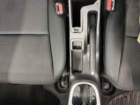 Used 2020 Honda Fit LX image 31