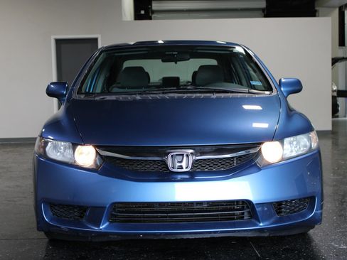 Used 2010 Honda Civic LX image 7