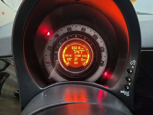 Used 2015 FIAT 500 Pop FWD image 23