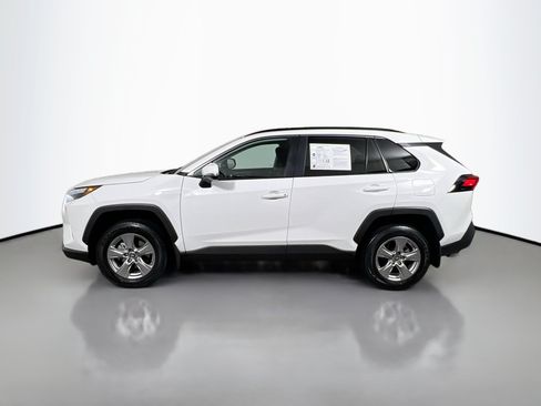 Used 2025 Toyota RAV4 XLE w/ Convenience Package FWD image 9
