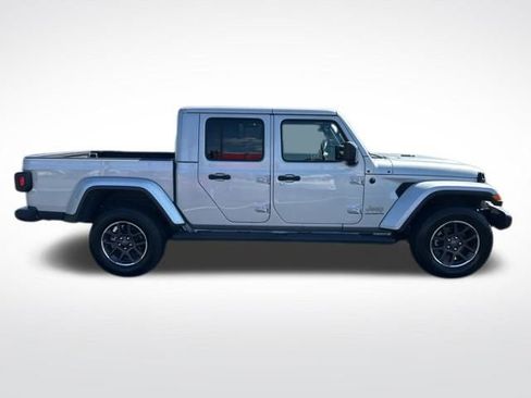 Used 2023 Jeep Gladiator Overland image 7