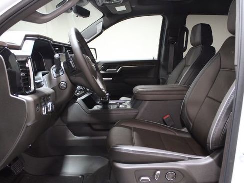 New 2026 GMC Sierra 1500 Denali w/ Denali Reserve Package image 18
