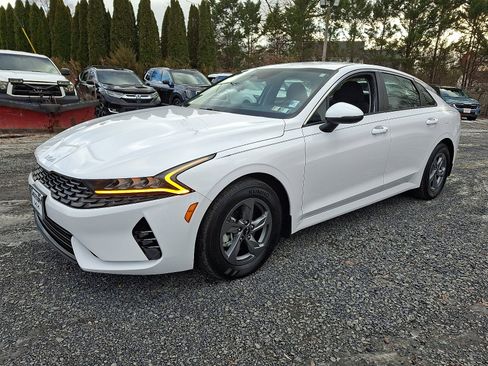 Used 2024 Kia K5 LXS image 3