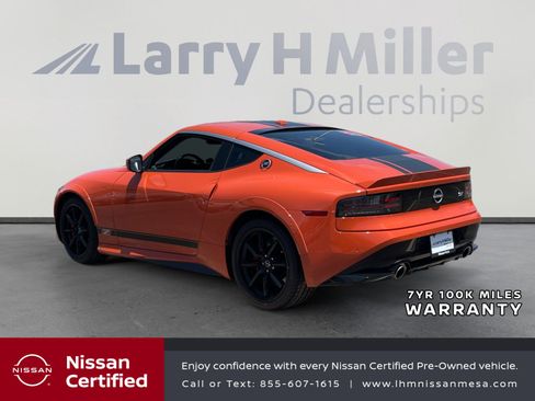 Certified 2024 Nissan Z Performance w/ Heritage Edition RWD image 3