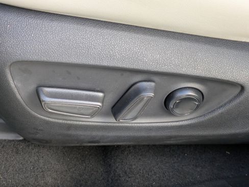 Used 2021 Toyota RAV4 XSE image 18