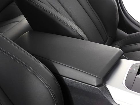 Used 2023 BMW i4 eDrive35 w/ Premium Package RWD image 16