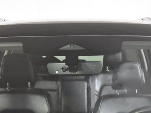Used 2023 Nissan Pathfinder SL AWD/4WD image 42