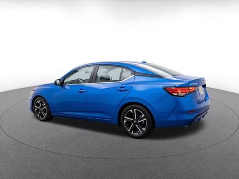 Used 2025 Nissan Sentra SV FWD image 7