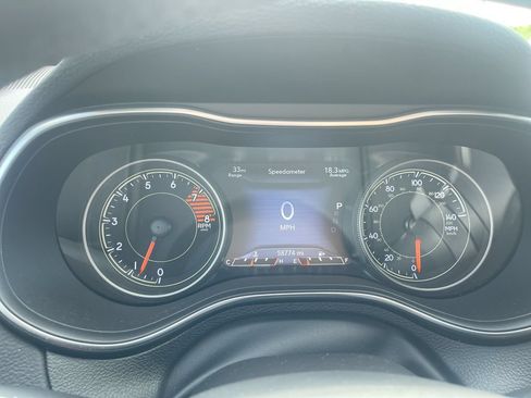 Used 2019 Jeep Cherokee Limited AWD/4WD image 22