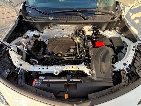 Used 2025 Buick Encore GX Preferred image 32