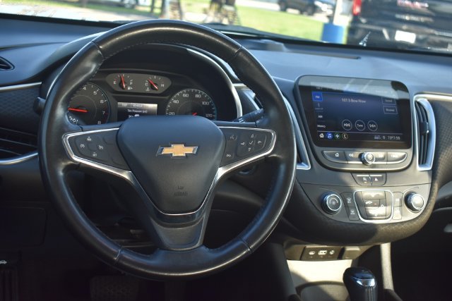 Certified 2020 Chevrolet Malibu RS w/ LPO, Convenience Package 1 FWD image 19