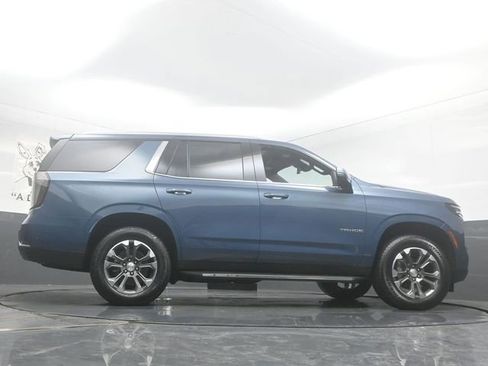 Used 2025 Chevrolet Tahoe LT w/ Advanced Technology Package AWD/4WD image 55