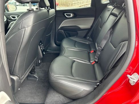 Used 2026 Jeep Compass Limited image 28