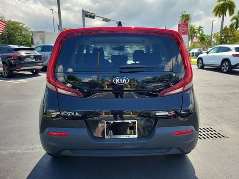 Used 2021 Kia Soul S FWD image 5