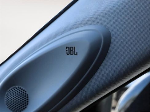 Used 2024 Toyota Highlander Platinum image 35