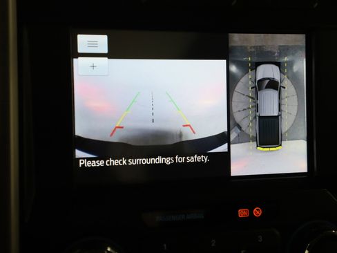 Used 2020 Ford F350 Lariat w/ Lariat Ultimate Package image 32