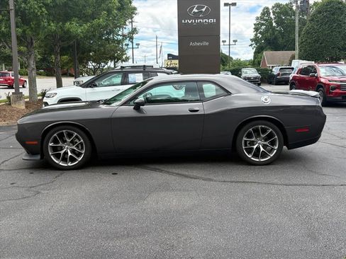 Used 2023 Dodge Challenger GT RWD image 3